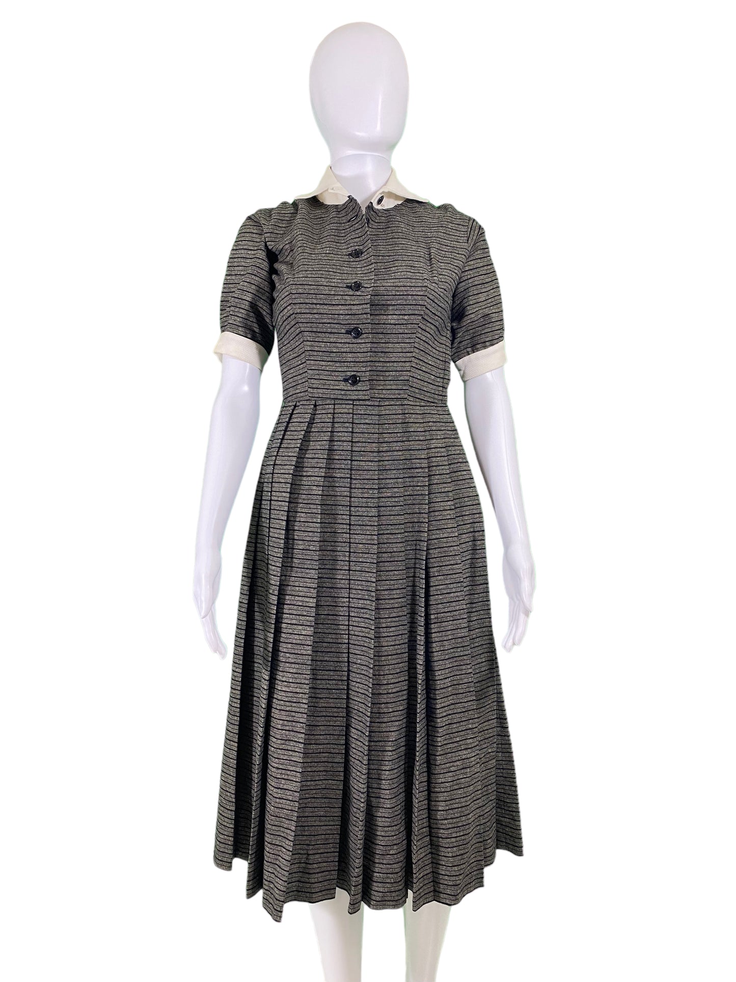 Carolyn Schnurer, Lorette by Milliken Collared Dress